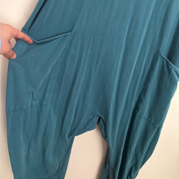 FPM by Free People Hotshot Onesie Blue Teal Jumpsuit Women’s XS NWOT *flaw - Picture 3 of 7